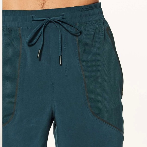 Lululemon Men’s Schema Shorts Size XL - Picture 3 of 12